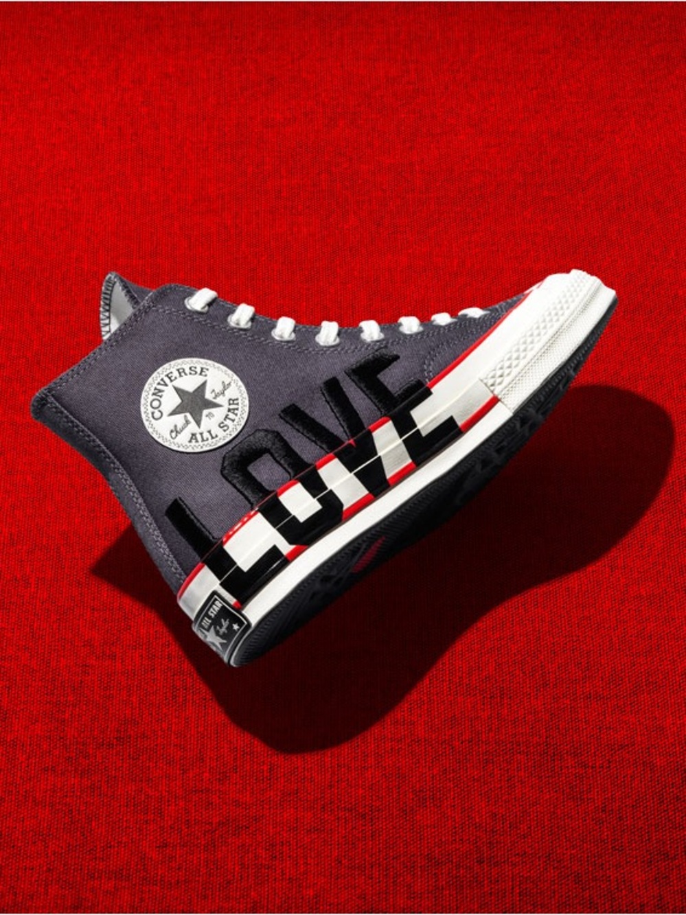 Converse Chuck 70 Hi 'Love Fearlessly'